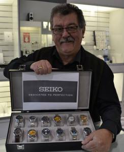 602097_10151516670606652_97082995_n